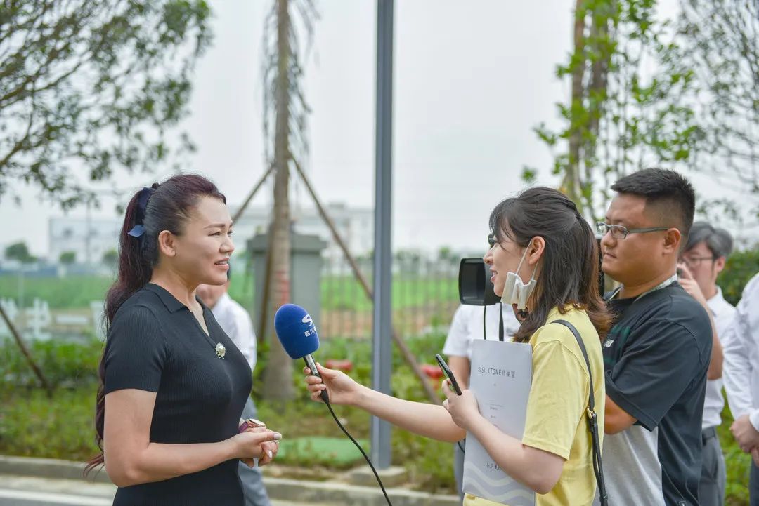 李偉成董事長接受采訪